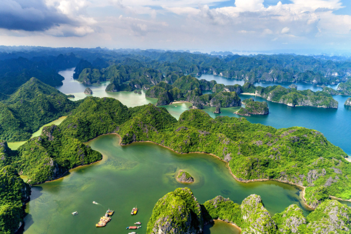 Halong Bay 