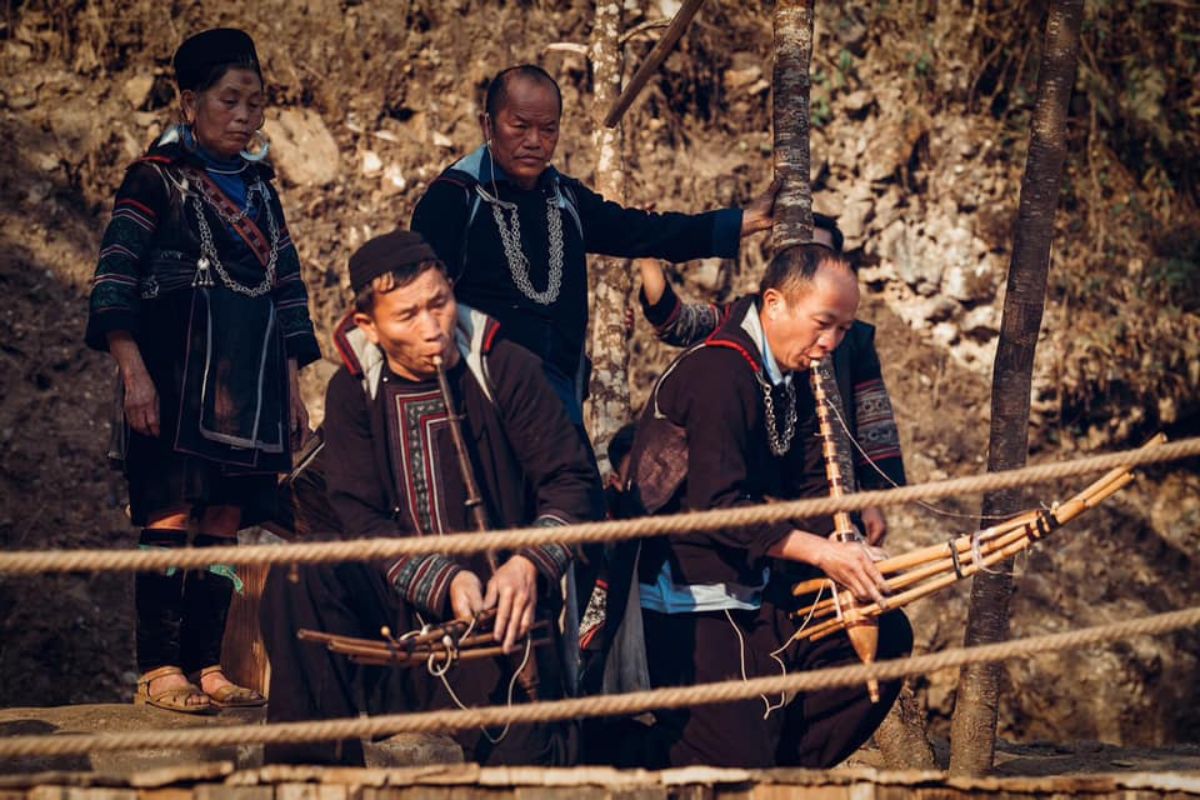 Black Hmong at CatCat Village, Sapa