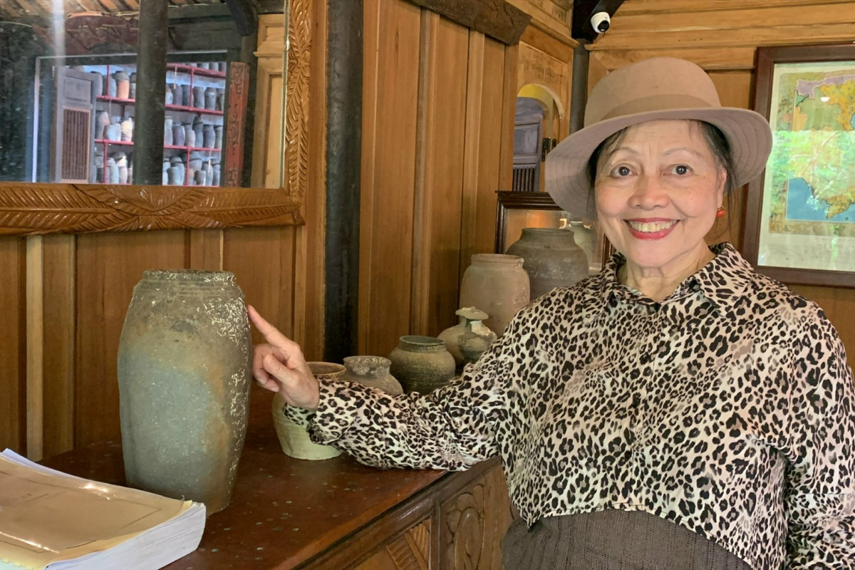 Ancient river pottery displayed at Lan Vien Co Tich Museum