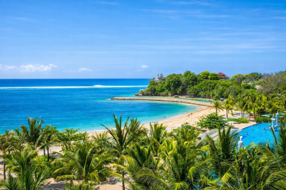 Tropical paradise with infinity pool, Nusa Penida