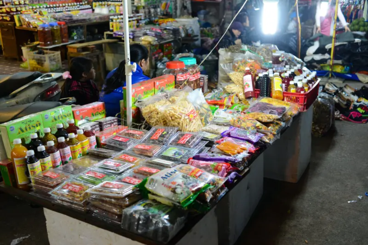 Dried foods at Dalat Night Market