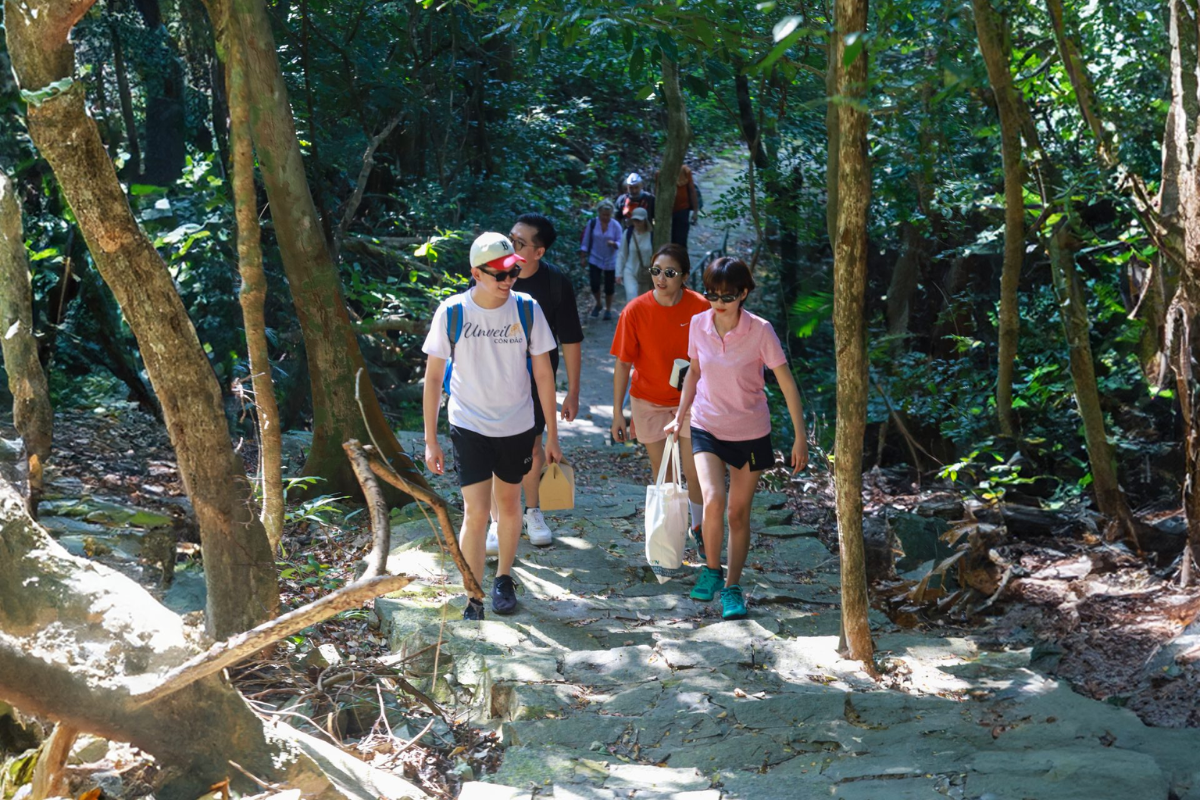 Hiking in Con Dao