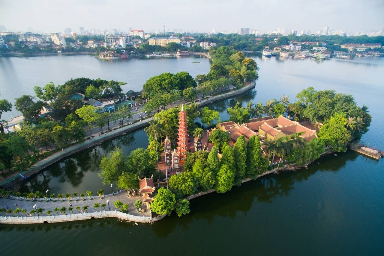 West lake places to visit in Hanoi