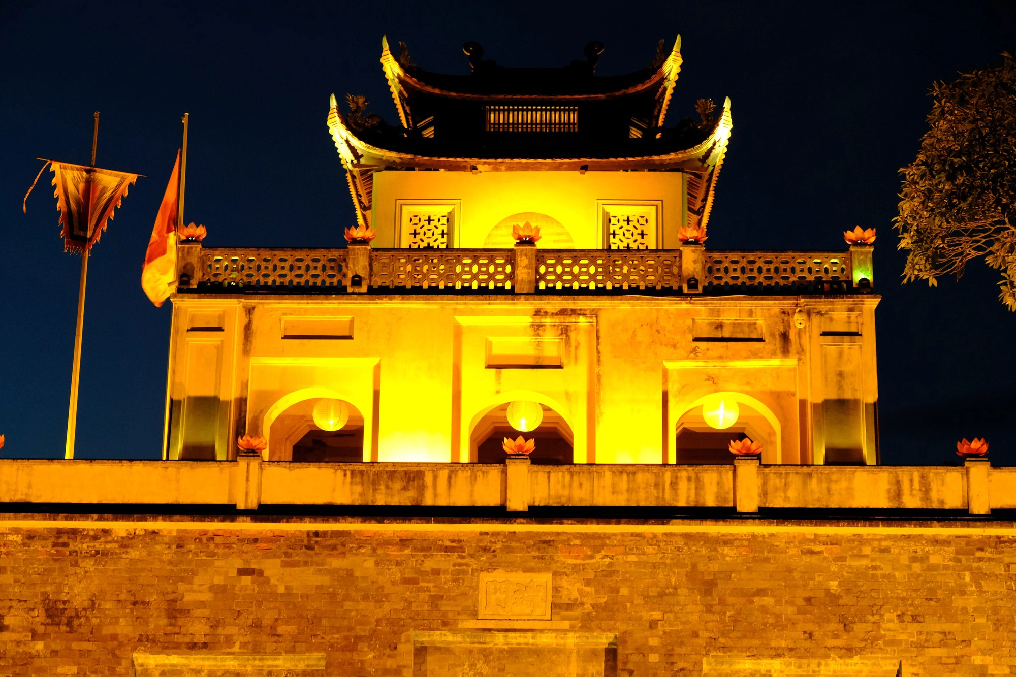 world heritage sites in vietnam: Thang Long Citadel
