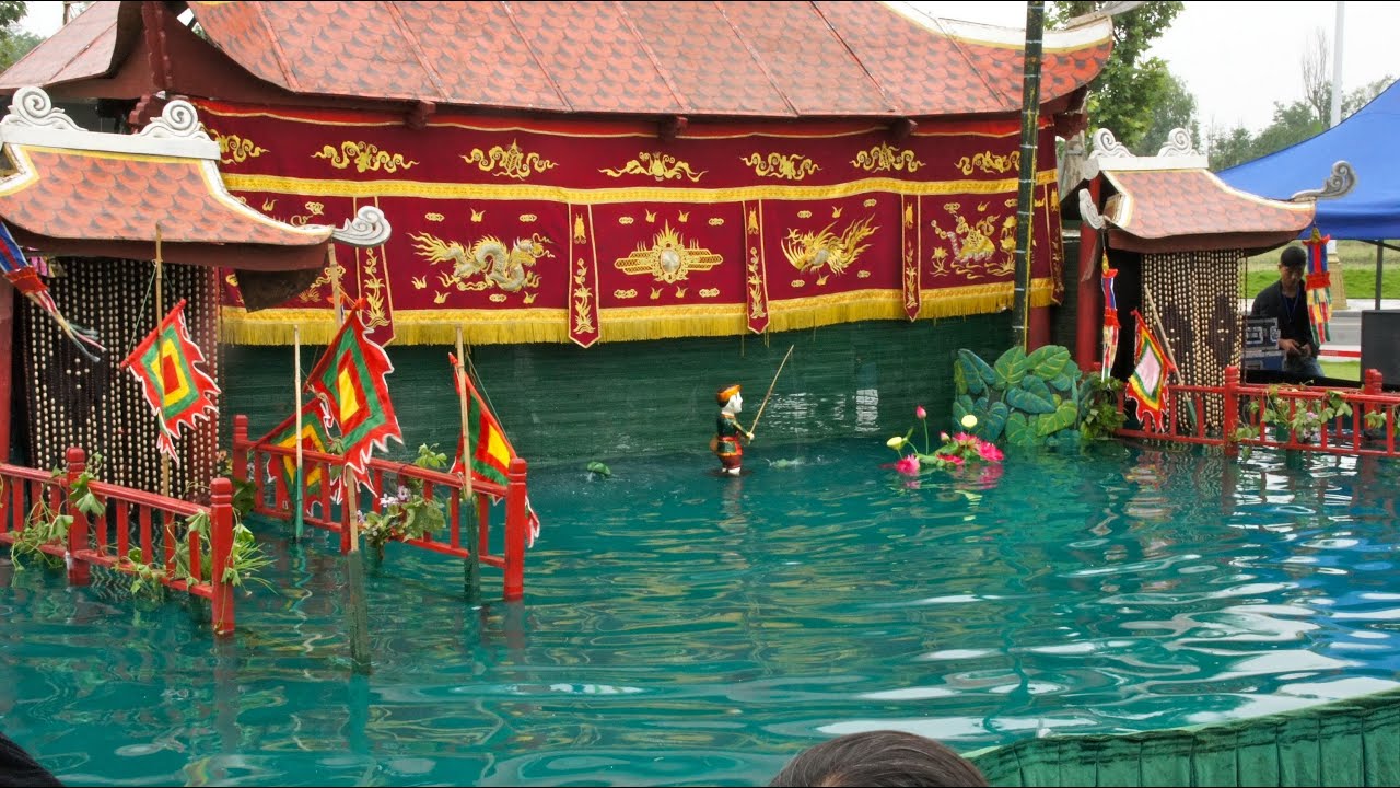 Water Puppet Theatre places to visit in Hanoi