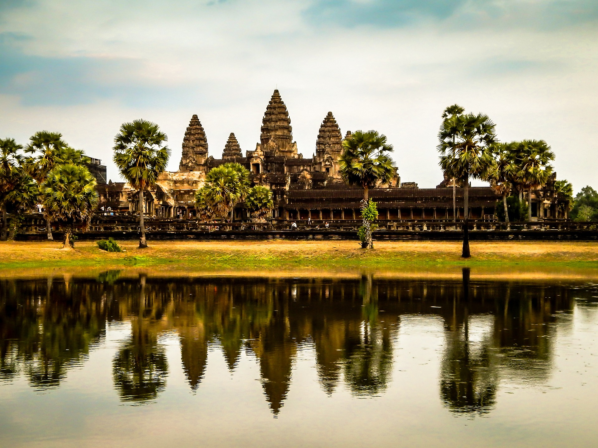 A Canadian's Guide to Cambodia: Culture, Customs & Must-Sees - Introduction