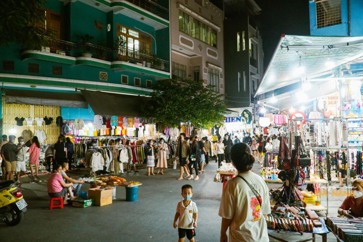 An Thuong Nigh Market