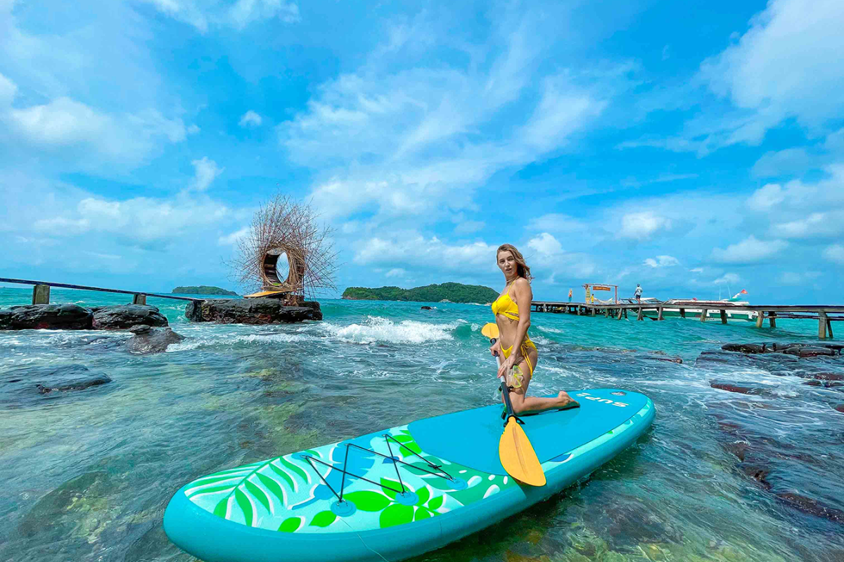 Paddleboarding on May Rut Island