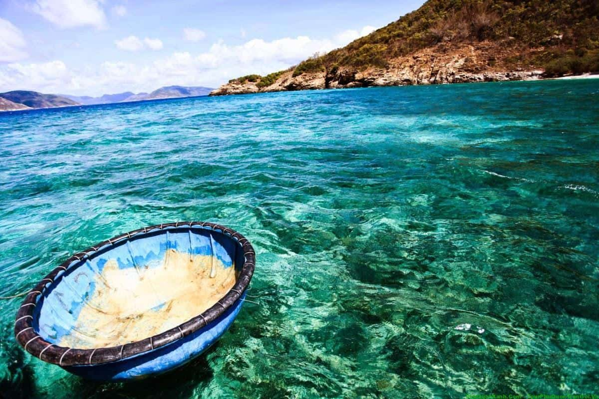 Beautiful Phu Quoc beach with turquoise waters