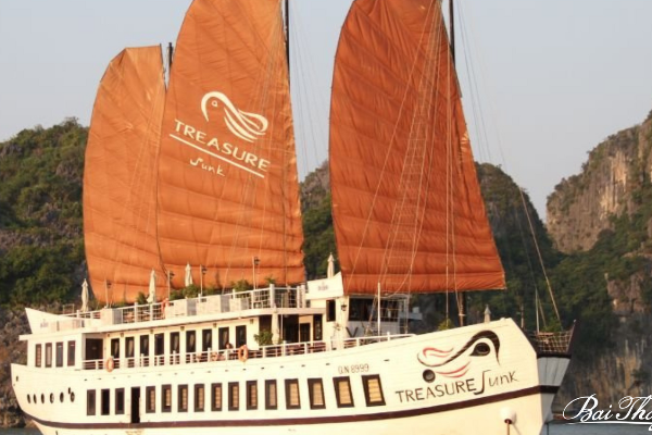 2D1N Treasure Junk Cruise Bai Tu Long Bay - photo 1