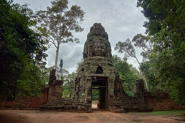 PHNOM CHISOR & TONLE BATI (Full day) - photo 12