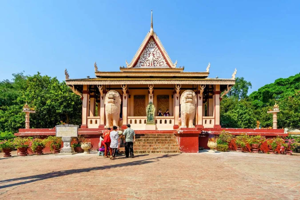 Phnom Penh’s Past & Present (Full day) - photo 13
