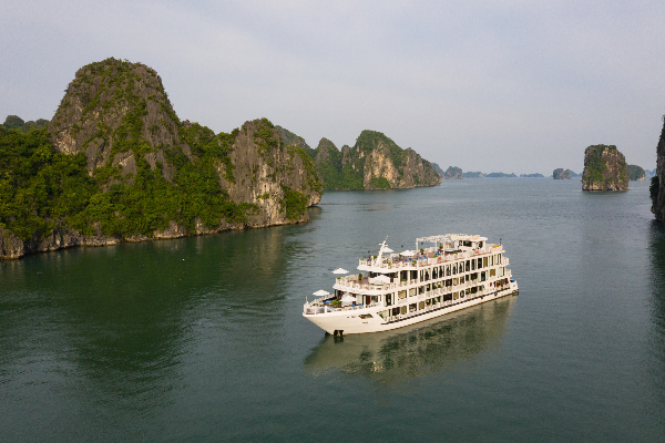 2D1N Hermes Cruise Halong Bay - photo 3