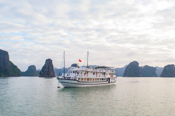 3D2N Ruby Cruise Halong Bay - photo 3