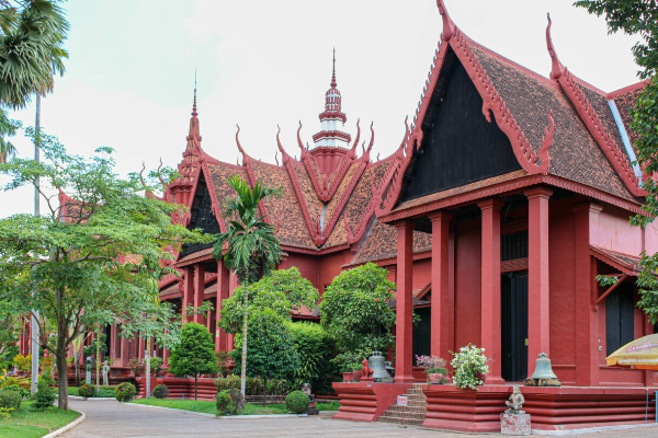 Phnom Penh’s Past & Present (Full day) - photo 7