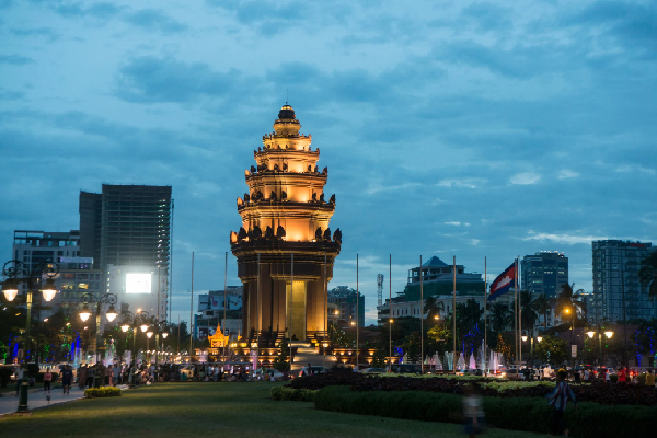 Phnom Penh City Tours (Half Day) - photo 3