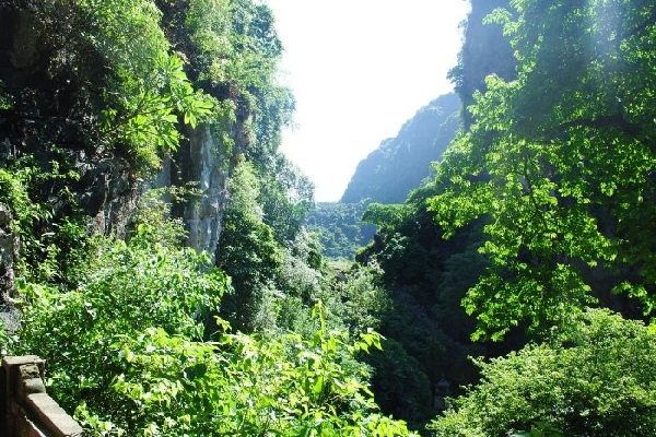 Hoa Lu, Tam Coc,  Bich Dong Day Tour - photo 7