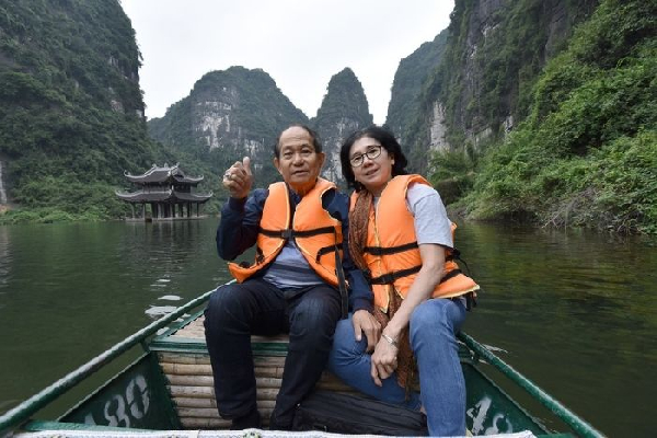 Trang An - Hang Mua Cave Day Tour - photo 4