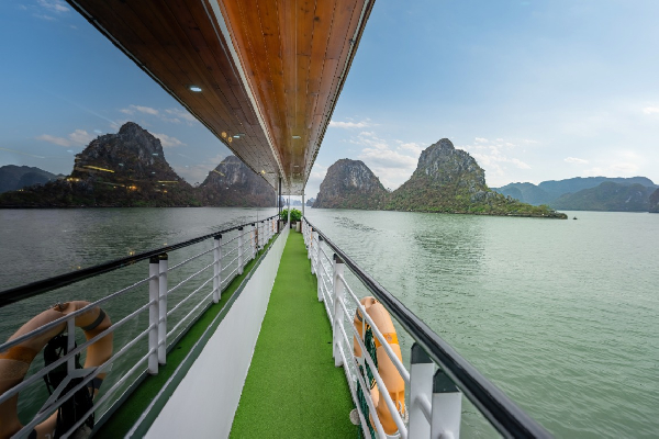 VERA CRUISE ONE DAY HALONG BAY - photo 12