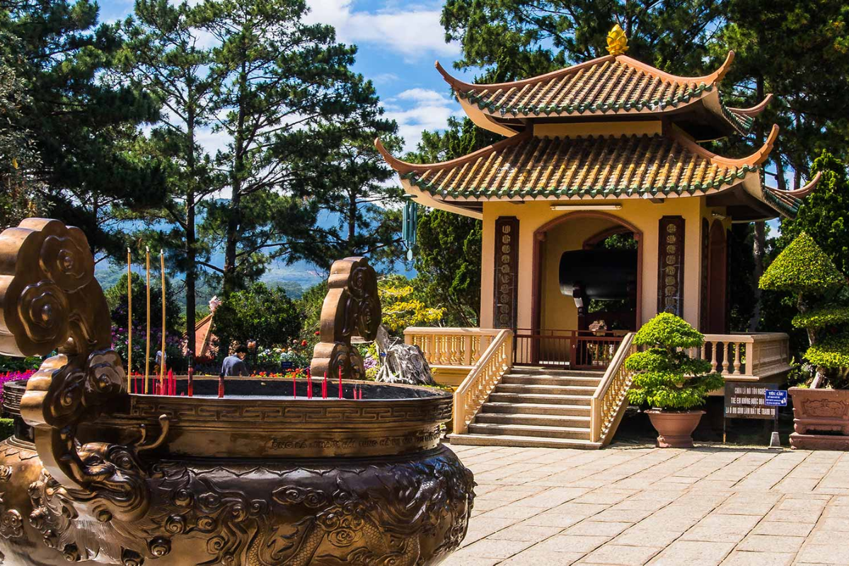 Zen Master Thich Thanh Tu